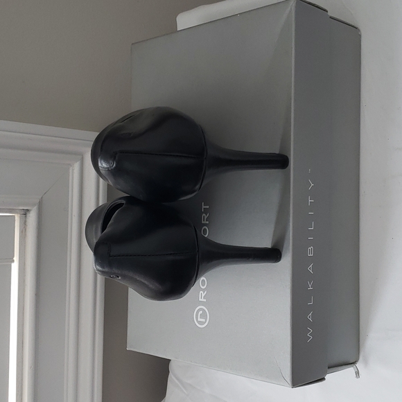 ROCKPORT JANAE PUMP HEELS - Picture 2 of 6